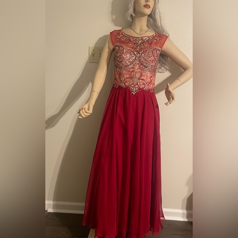 ALYCE Black Label formal gown